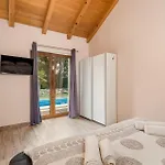 Pet Friendly In