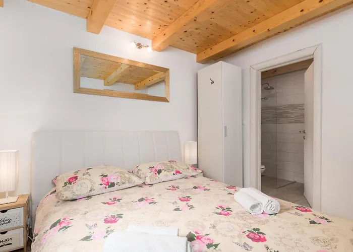 Feriehus 4 Bedroom In *