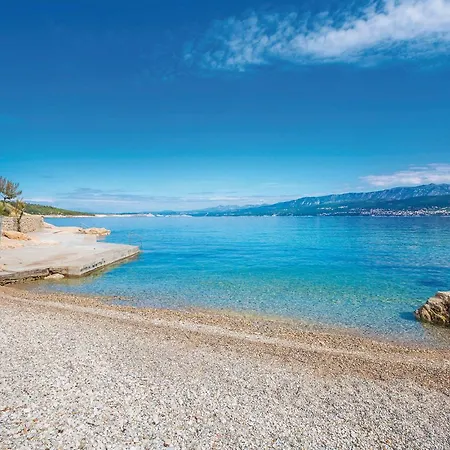 Prázdninový dům 4 Bedroom In Gostinjac